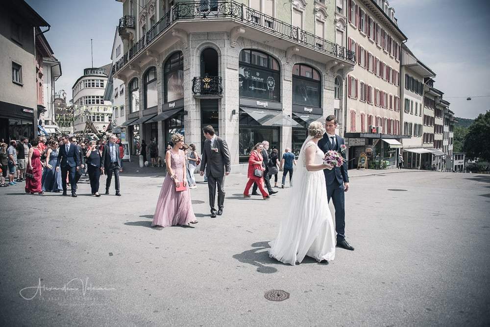 Walkt through Olten - Hochzeitsfotograf