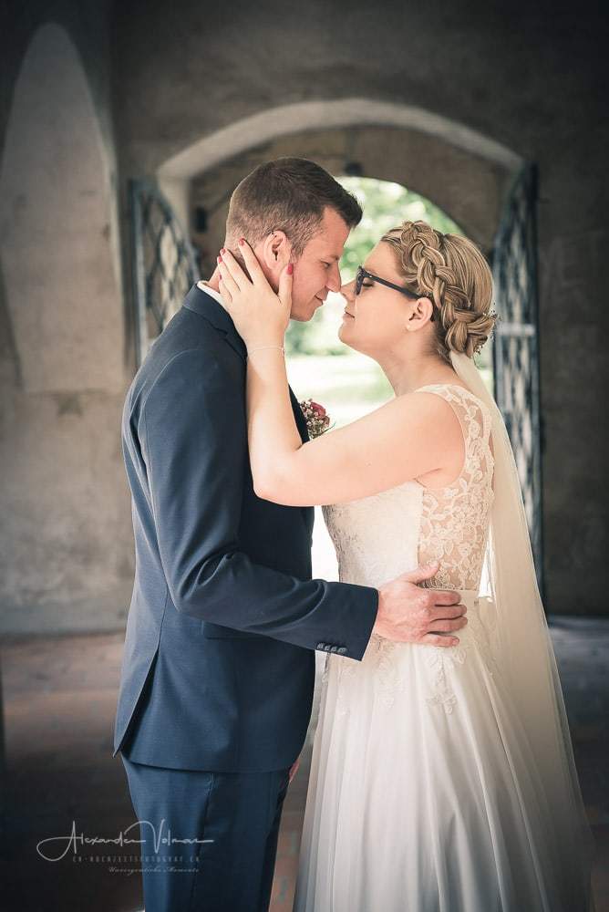 Romantisches Fotoshooting im Kreuzgang Schönenwerd