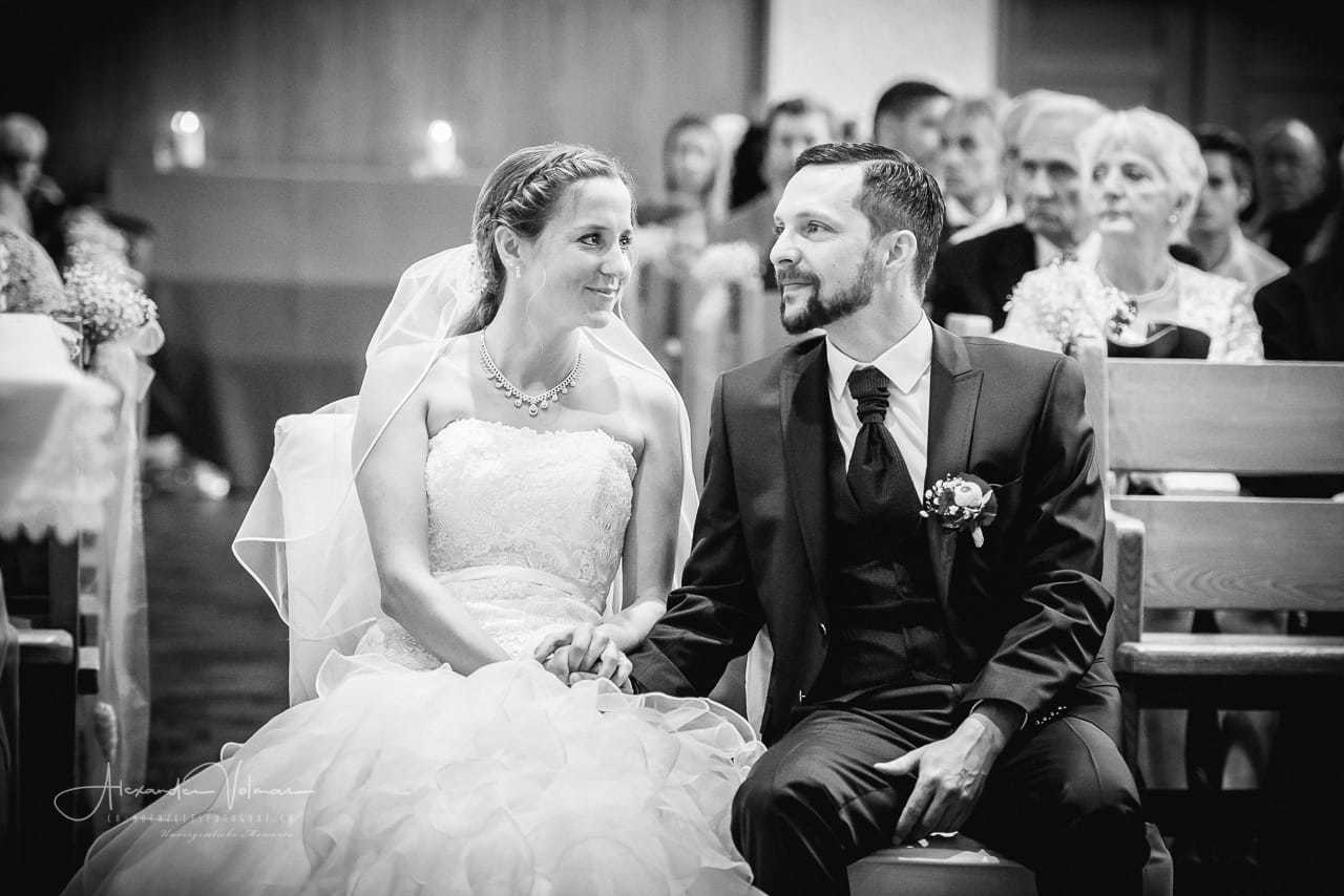 Brautpaar Hochzeitsfotograf kirchliche Trauung in Birmenstorf