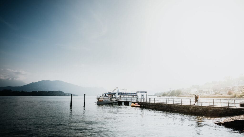 Unterwegs zur Schifffahrt - Hochzeitsfotograf